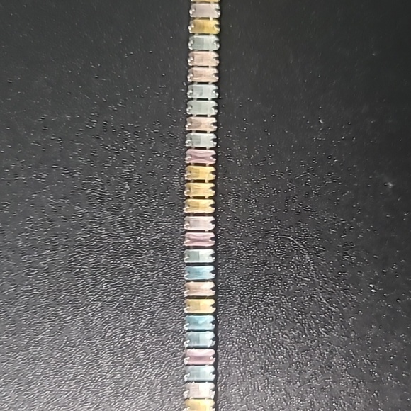 Rainbow Emerald Cut Rectangle Multi-Color Baroque Crystals Bead Bracelet - Picture 3 of 3